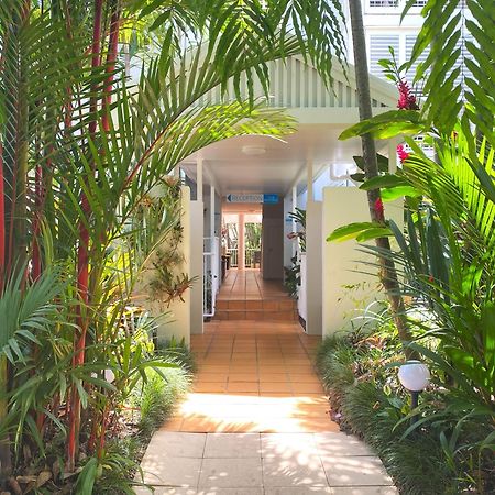 Port Douglas Apartments - Adults Only Oasis Exterior photo