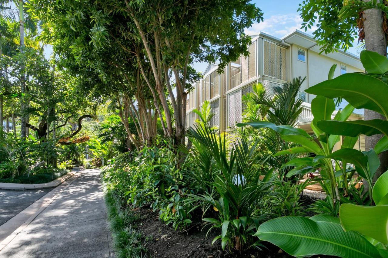 Port Douglas Apartments - Adults Only Oasis Exterior photo