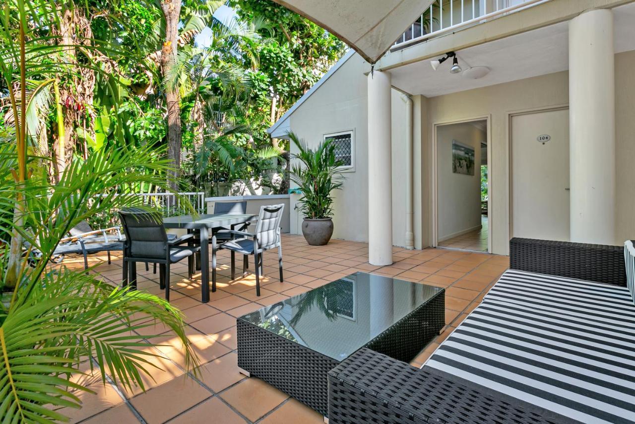 Port Douglas Apartments - Adults Only Oasis Exterior photo