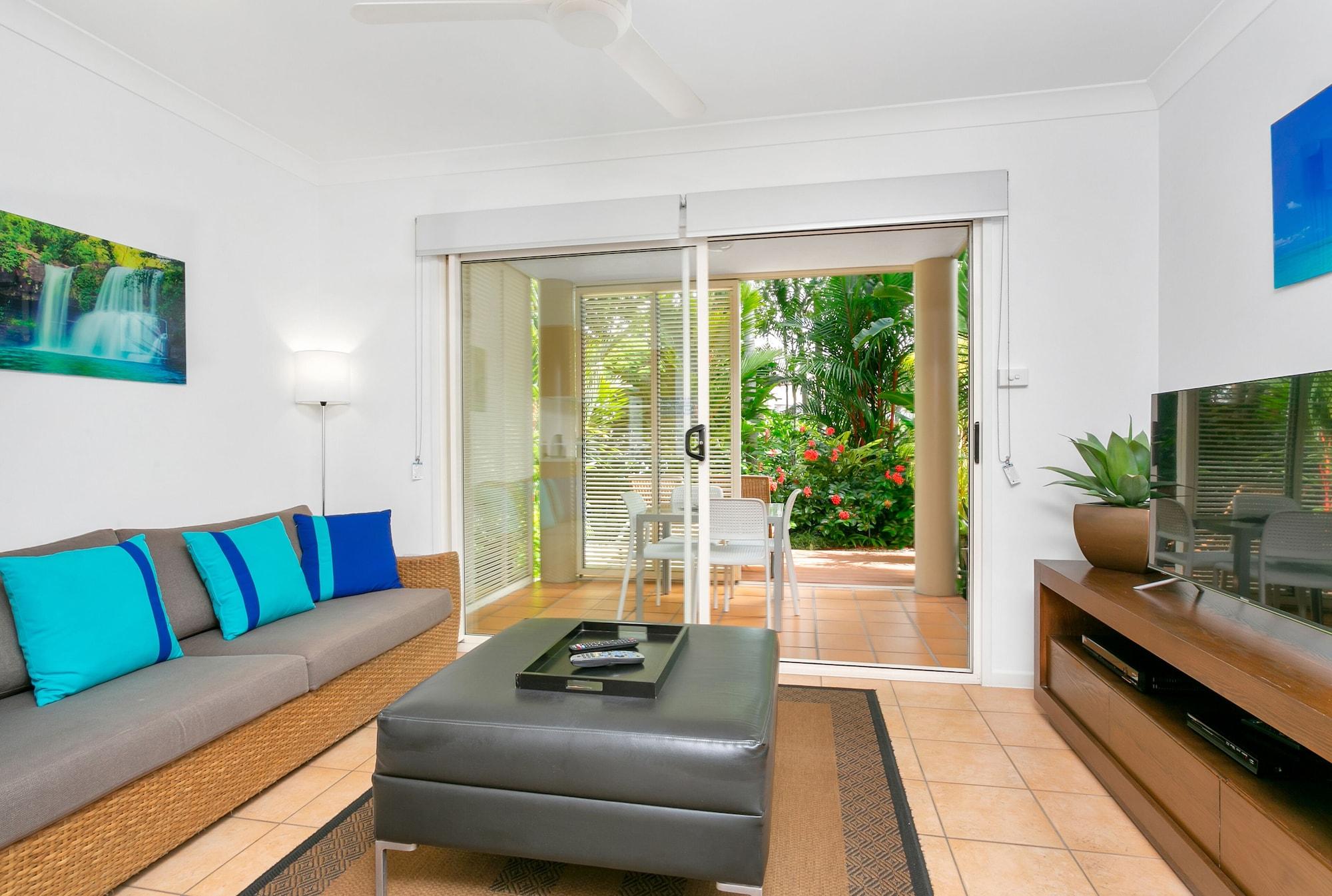 Port Douglas Apartments - Adults Only Oasis Exterior photo